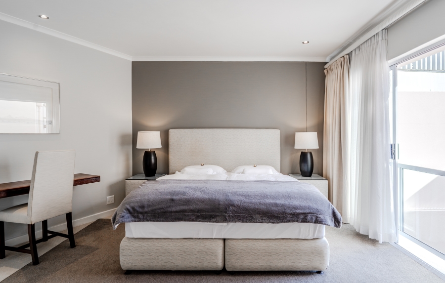 To Let 2 Bedroom Property for Rent in Bantry Bay Western Cape